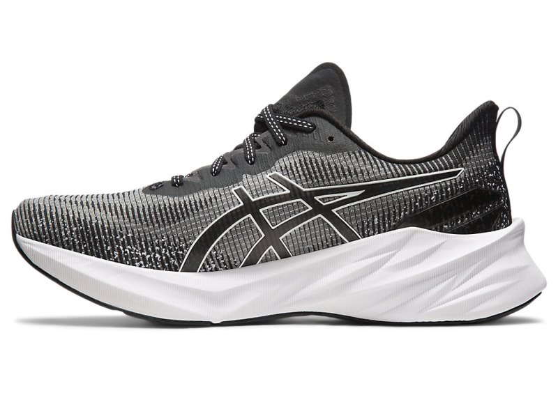 Asics Novablast 3 LE Tekaški Čevlji Moški Črne Bele | SI4201-102