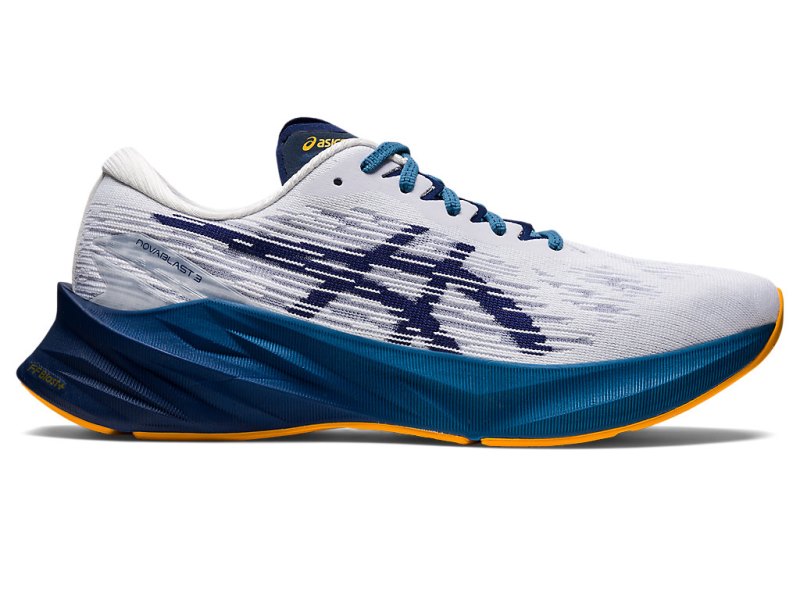 Asics Novablast 3 Tekaški Čevlji Moški Bele Temno | SI1888-848